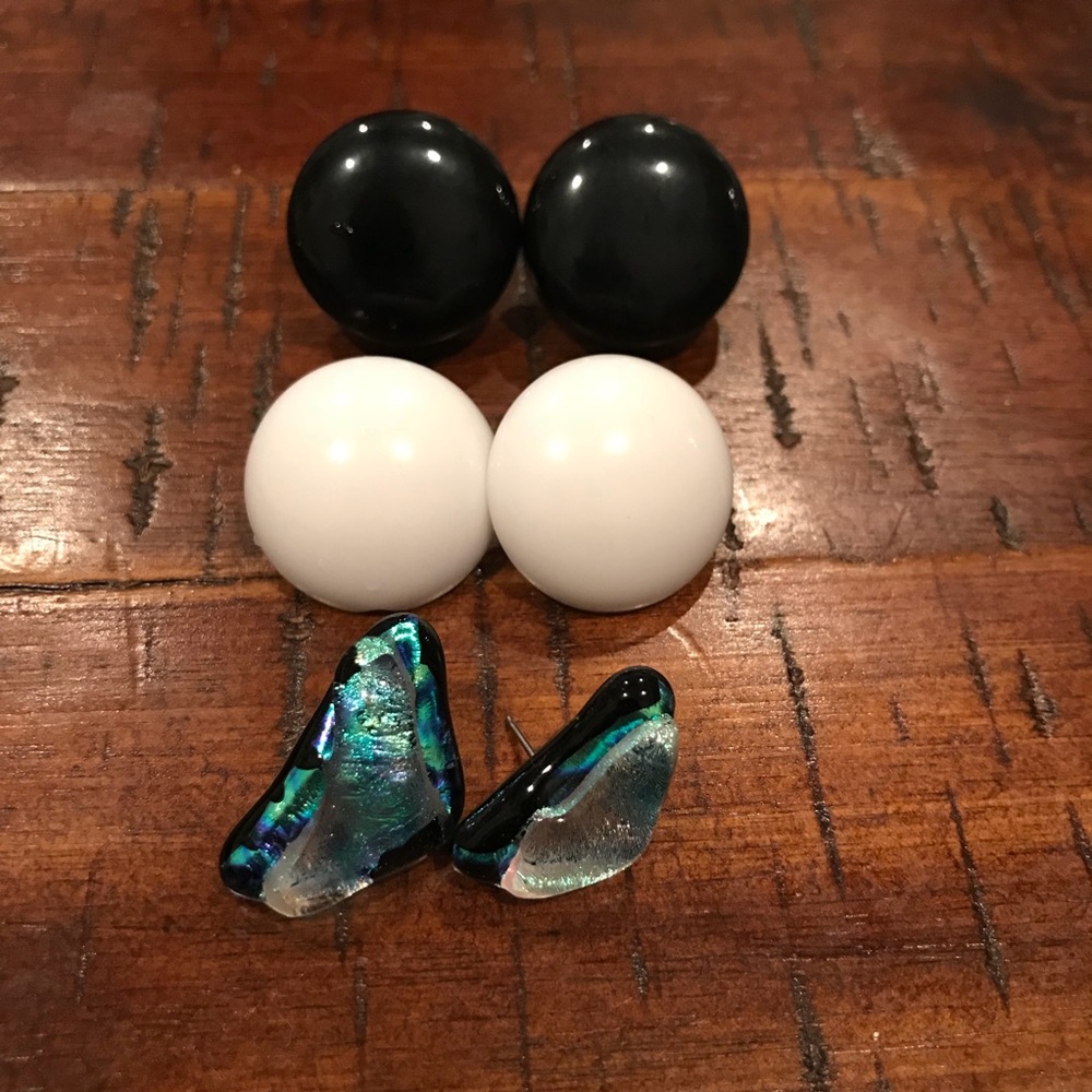 Oversized stud earring bundle